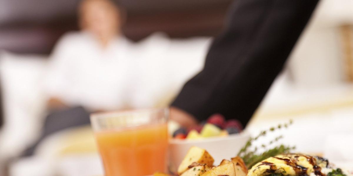 Room Service ESTELAR Medellin Apartments  Colombia - Medellin Room Service ESTELAR Medellin Apartments  Colombia - Medellin